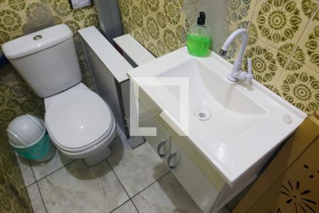 Casa à venda com 213m², 3 quartos e 2 vagasBanheiro 2