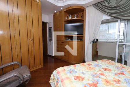 Apartamento para alugar com 374m², 4 quartos e 4 vagas Apartamento para alugar com 374m², 4 quartos e 4 vagasQuarto 1 Suíte