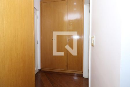 Apartamento para alugar com 374m², 4 quartos e 4 vagas Apartamento para alugar com 374m², 4 quartos e 4 vagasQuarto 2 Suíte