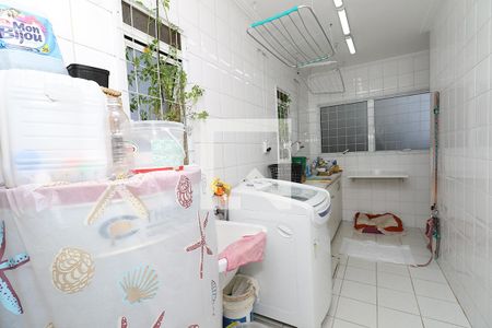 Apartamento para alugar com 374m², 4 quartos e 4 vagas Apartamento para alugar com 374m², 4 quartos e 4 vagasÁrea de Serviço