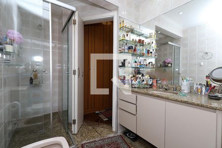 Apartamento para alugar com 374m², 4 quartos e 4 vagas Apartamento para alugar com 374m², 4 quartos e 4 vagasBanheiro da Suíte 1