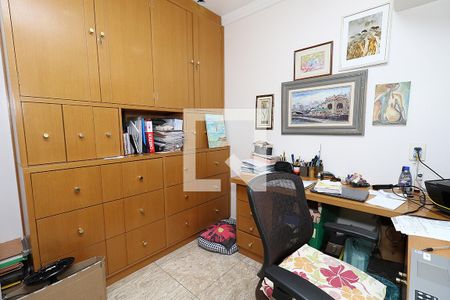 Apartamento para alugar com 374m², 4 quartos e 4 vagas Apartamento para alugar com 374m², 4 quartos e 4 vagasEscritório