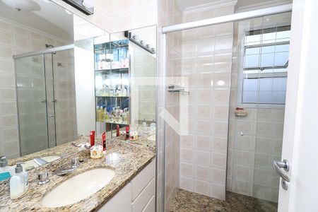 Apartamento para alugar com 374m², 4 quartos e 4 vagas Apartamento para alugar com 374m², 4 quartos e 4 vagasBanheiro da Suíte 3