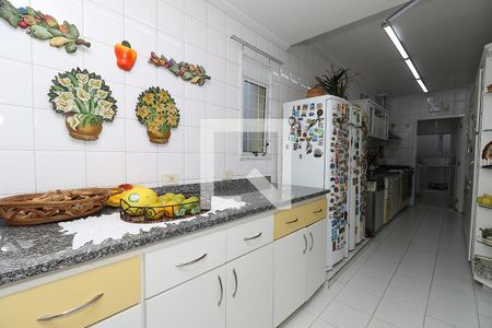 Apartamento para alugar com 374m², 4 quartos e 4 vagas Apartamento para alugar com 374m², 4 quartos e 4 vagasCozinha