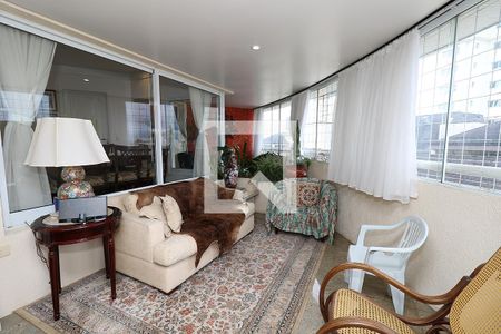 Apartamento para alugar com 374m², 4 quartos e 4 vagas Apartamento para alugar com 374m², 4 quartos e 4 vagasVaranda da Sala