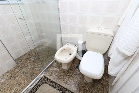 Apartamento para alugar com 374m², 4 quartos e 4 vagas Apartamento para alugar com 374m², 4 quartos e 4 vagasBanheiro da Suíte 3