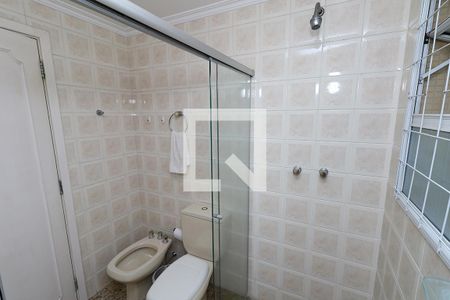 Apartamento para alugar com 374m², 4 quartos e 4 vagas Apartamento para alugar com 374m², 4 quartos e 4 vagasBanheiro da Suíte 2