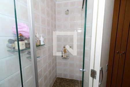 Apartamento para alugar com 374m², 4 quartos e 4 vagas Apartamento para alugar com 374m², 4 quartos e 4 vagasBanheiro da Suíte 1