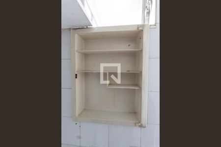 Apartamento à venda com 47m², 1 quarto e sem vaga Apartamento à venda com 47m², 1 quarto e sem vagaBanheiro de serviço