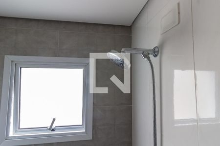 Apartamento para alugar com 125m², 3 quartos e 2 vagasDetalhe do banheiro da suíte 3