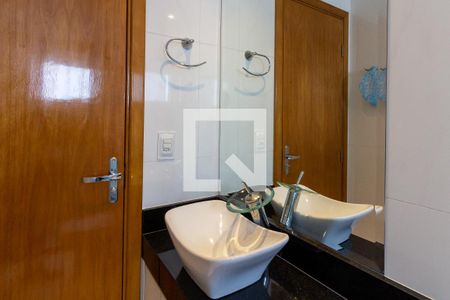 Apartamento para alugar com 125m², 3 quartos e 2 vagasDetalhe do banheiro da suíte 3