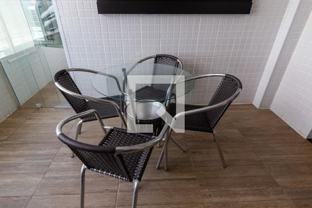 Apartamento para alugar com 125m², 3 quartos e 2 vagasDetalhe da varanda