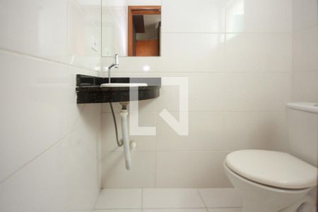 Casa de condomínio para alugar com 100m², 2 quartos e 1 vaga Casa de condomínio para alugar com 100m², 2 quartos e 1 vagaBanheiro da Suite 02