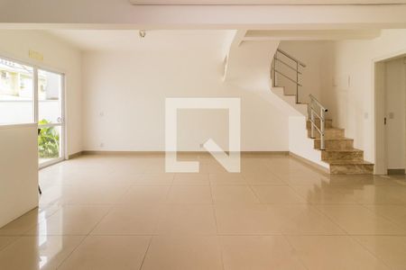 Sala de casa para alugar com 4 quartos, 170m² em Aberta dos Morros, Porto Alegre