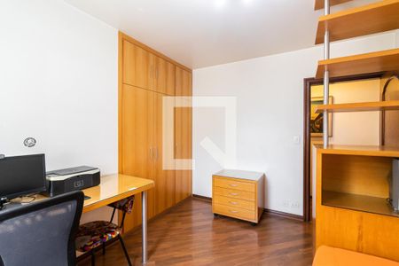 Apartamento à venda com 136m², 4 quartos e 2 vagas