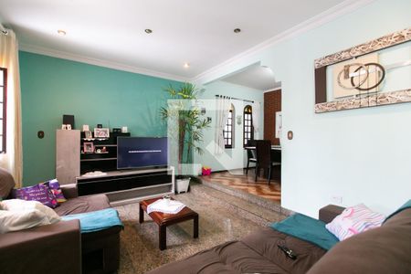 Sala de casa à venda com 3 quartos, 250m² em Vila Curuçá, São Paulo
