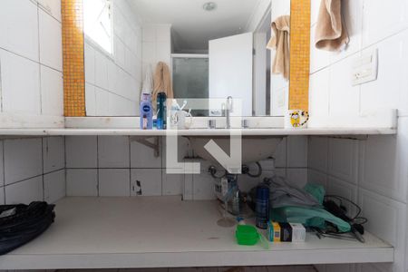 Apartamento para alugar com 76m², 2 quartos e 2 vagasSuíte - banheiro