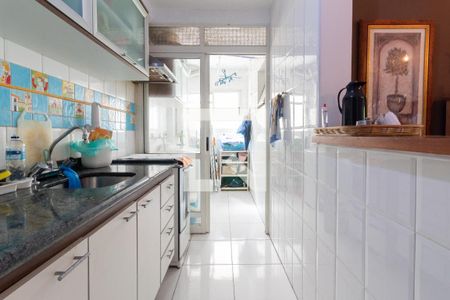 Apartamento para alugar com 76m², 2 quartos e 2 vagasCozinha