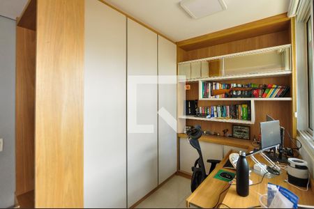 Apartamento à venda com 95m², 2 quartos e 1 vagaEscritório