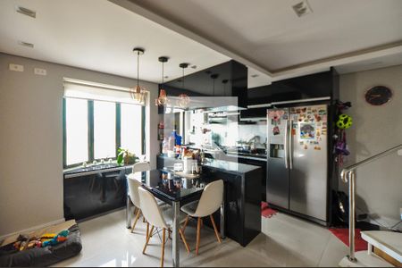 Apartamento à venda com 95m², 2 quartos e 1 vagaSala de Jantar