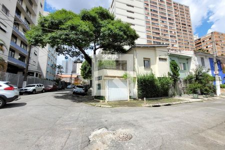 Casa à venda com 180m², 4 quartos e 1 vagaFachada