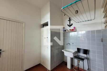 Casa à venda com 180m², 4 quartos e 1 vagaÁrea de Serviço casa 2