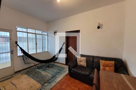 Casa à venda com 180m², 4 quartos e 1 vagaSala casa 2