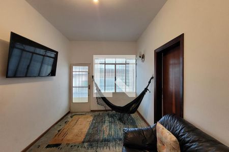 Casa à venda com 180m², 4 quartos e 1 vagaSala casa 2