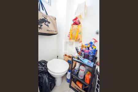 Apartamento para alugar com 67m², 1 quarto e 1 vaga Apartamento para alugar com 67m², 1 quarto e 1 vagaBanheiro de Serviço