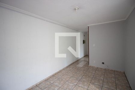 Sala de apartamento para alugar com 3 quartos, 70m² em Conjunto Habitacional A. E. Carvalho, São Paulo