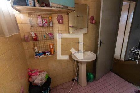 Casa à venda com 250m², 4 quartos e 2 vagasBanheiro 2