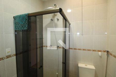 Banheiro de casa de condomínio à venda com 3 quartos, 95m² em Vila Bela, São Paulo