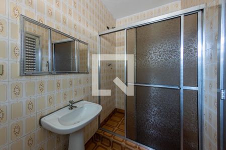 Casa à venda com 210m², 3 quartos e 1 vagaBanheiro 2