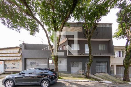 Casa à venda com 210m², 3 quartos e 1 vagaFachada