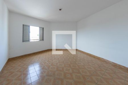 Casa à venda com 210m², 3 quartos e 1 vagaQuarto