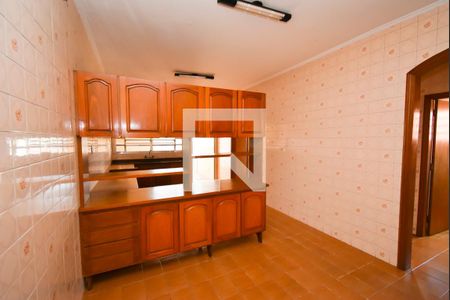 Casa para alugar com 180m², 3 quartos e 2 vagasCozinha