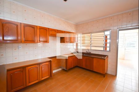 Casa para alugar com 180m², 3 quartos e 2 vagasCozinha