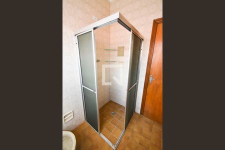 Casa para alugar com 180m², 3 quartos e 2 vagasBanheiro 1