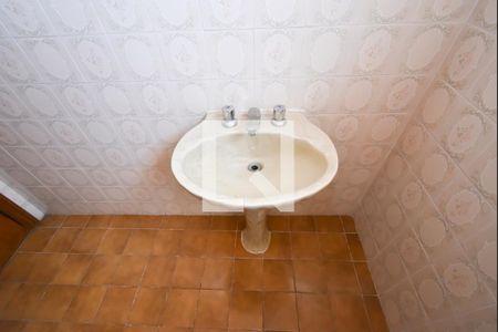 Casa para alugar com 180m², 3 quartos e 2 vagasBanheiro 1