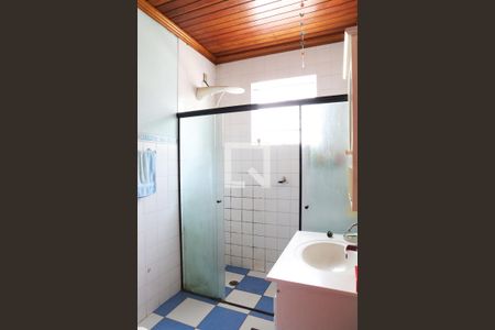 Casa à venda com 120m², 2 quartos e 1 vagaBanheiro