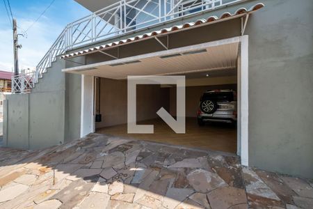 Casa à venda com 277m², 3 quartos e 3 vagas Casa à venda com 277m², 3 quartos e 3 vagasGaragem