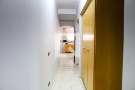 Corredor de casa à venda com 3 quartos, 263m² em Utinga, Santo André