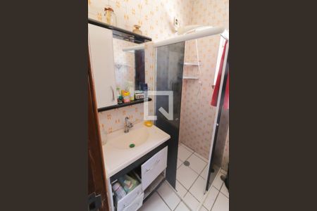 Casa à venda com 152m², 3 quartos e 2 vagasBanheiro Social