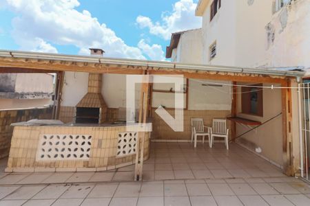 Casa à venda com 152m², 3 quartos e 2 vagasQuintal / Churrasqueira