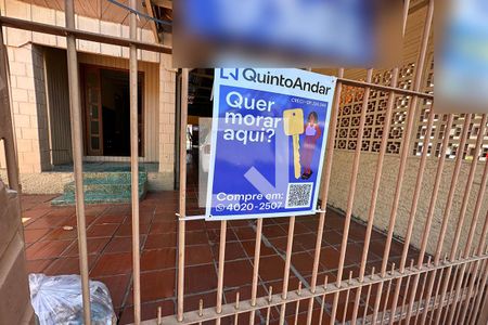 Casa à venda com 120m², 3 quartos e 2 vagasFachada