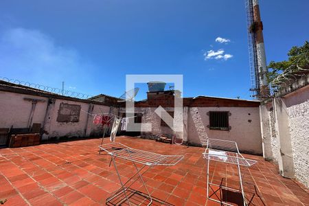 Casa à venda com 120m², 3 quartos e 2 vagasÁrea Externa