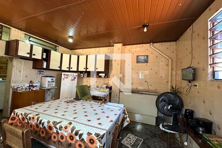 Casa à venda com 120m², 3 quartos e 2 vagasCozinha