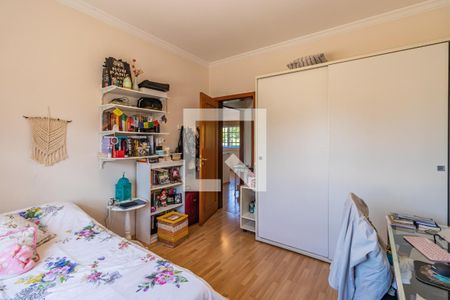 Casa à venda com 329m², 4 quartos e 4 vagasQuarto 1