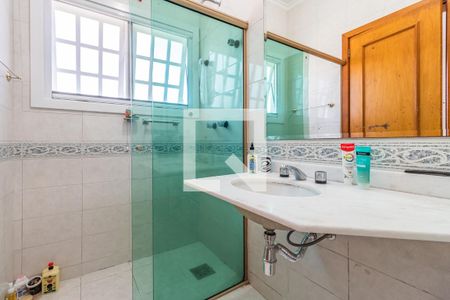 Casa à venda com 329m², 4 quartos e 4 vagasBanheiro da Suíte 1