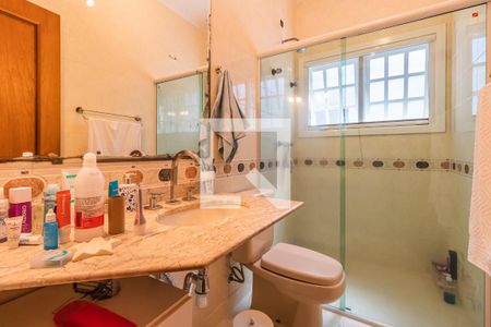 Casa à venda com 329m², 4 quartos e 4 vagasBanheiro Social